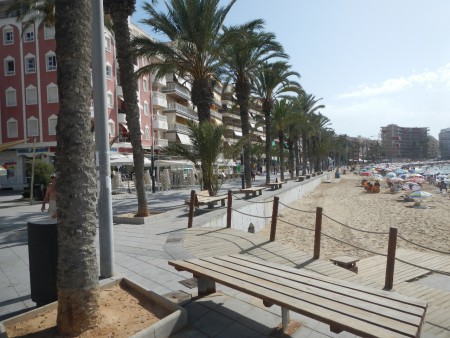 Liten bit av strandpromenaden